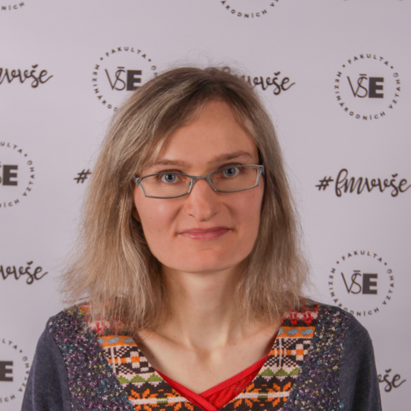 Nicole Grmelová: Czech Republic – Corporate Social Responsibility of Five Leading Food Retailers Operating in the Czech Republic.