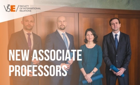 We have new associate professors at FIR!