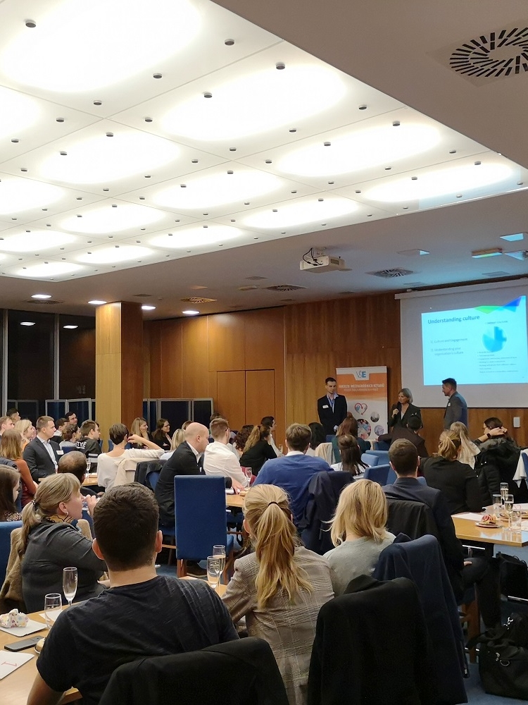 FIR Has Successfully Completed the First Year of the New Alumni Mentoring Program. How Was It? and What Is the Next One Going to Be Like?