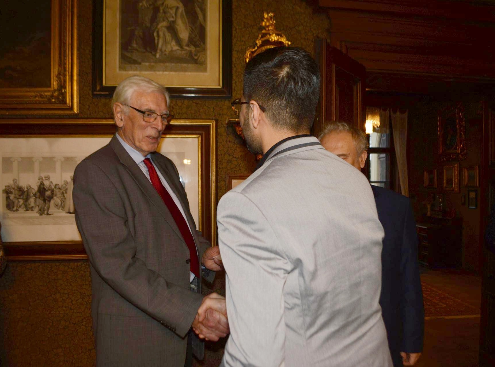 Dr. Pamir Halimzai received the Josef Hlávka award