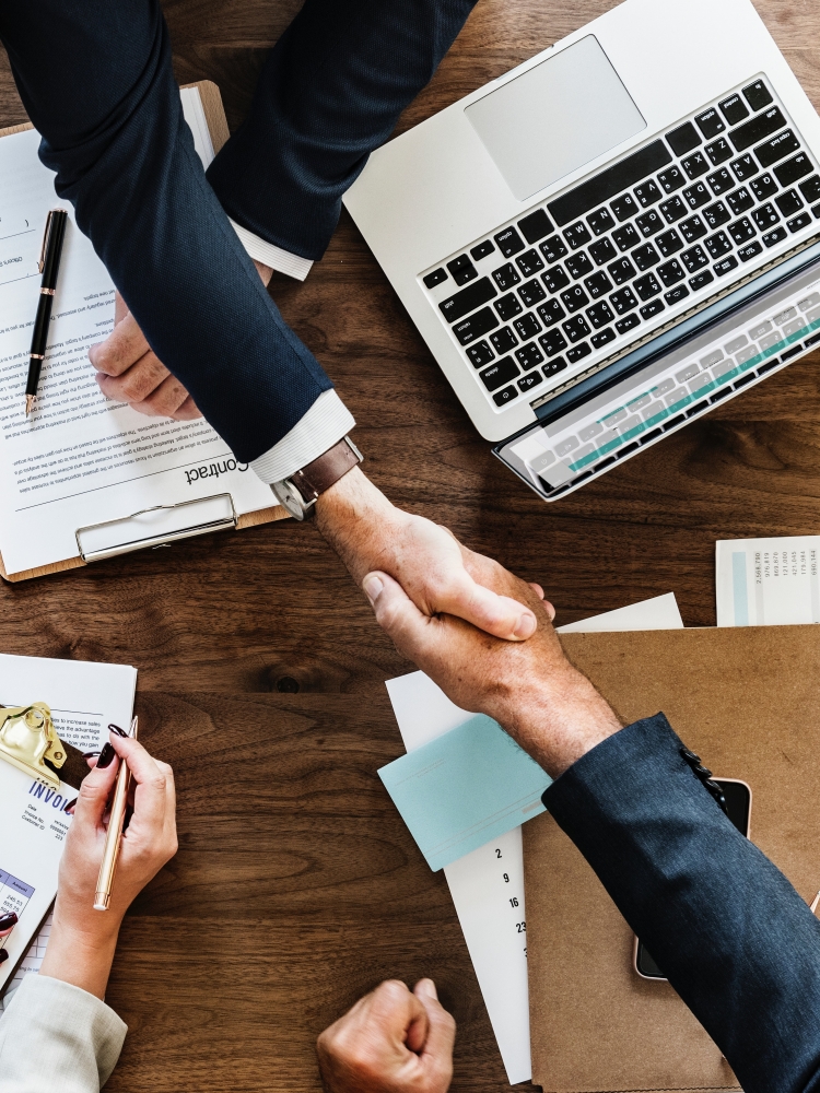 Outstanding success of Faculty of International Relations in the grants announced by Grant Agency and Technology Agency of the Czech Republic